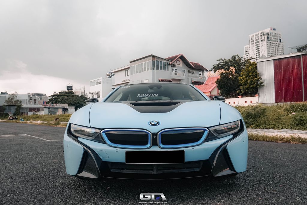 Sự ra mắt của BMW i8